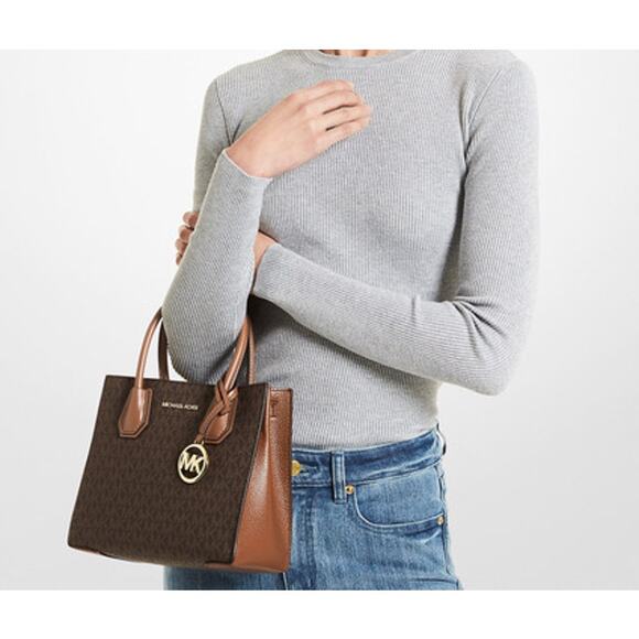 RETAIL PRICE $448 Michael Kors Mercer Medium Logo & Leather Accordion Crossbody - Picture 1 of 16